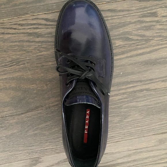Prada Women Oxford - Picture 1 of 3